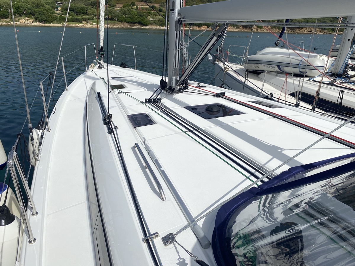 Photo #8 - Oceanis 40.1 (4cab) (Blue Eyes II) in Portisco - 12687
