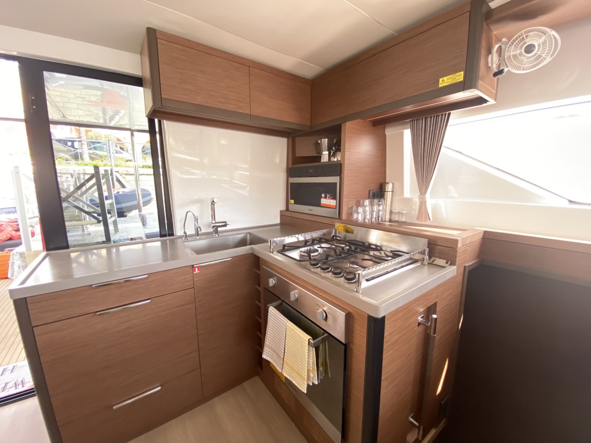 Photo #24 - Lagoon 50 (Coraline) in Portorosa - 12237