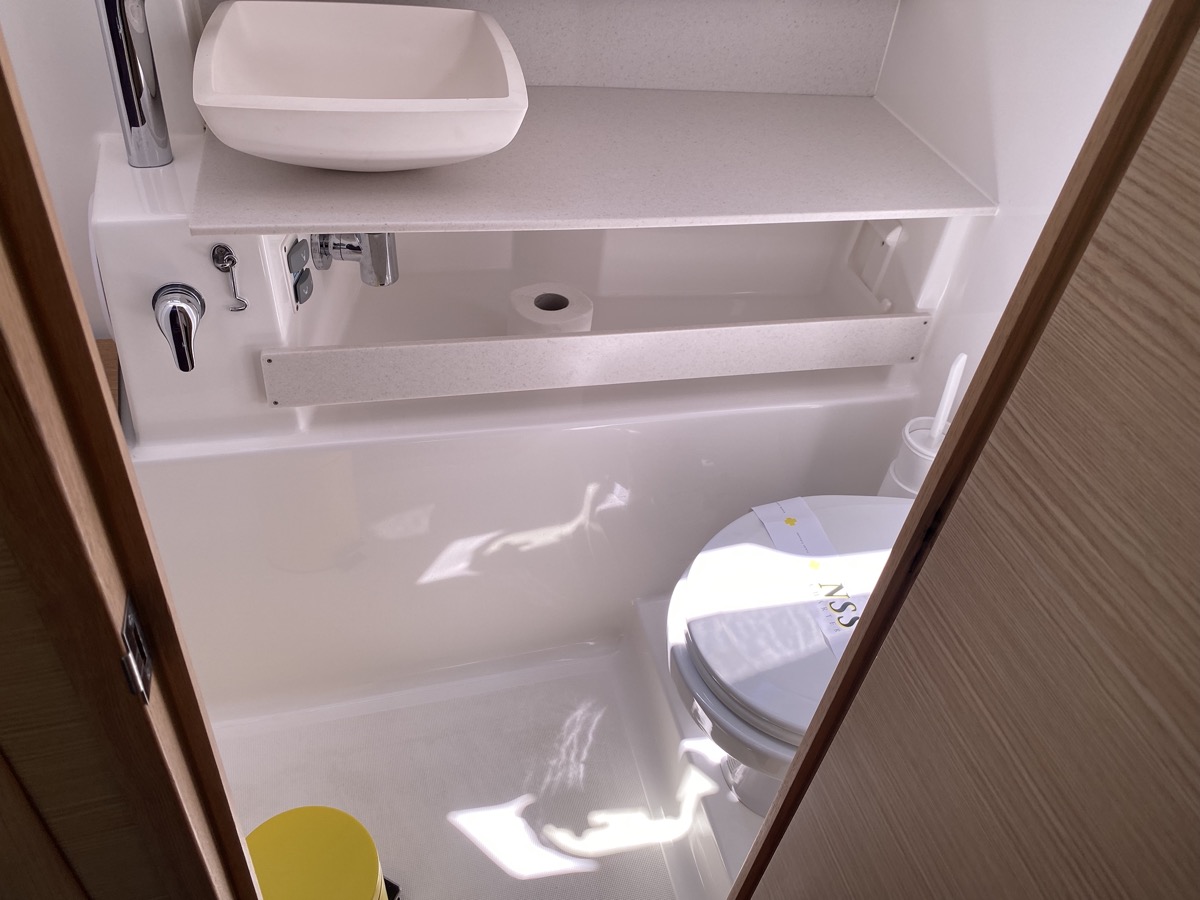 Photo #12 - Dufour 430 Grand Large (Pavo) in Portisco - 11408