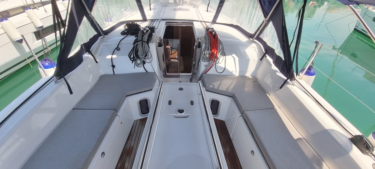 Photo #9 - Oceanis 40.1 (3cab) (Aries) in Salerno - 11204