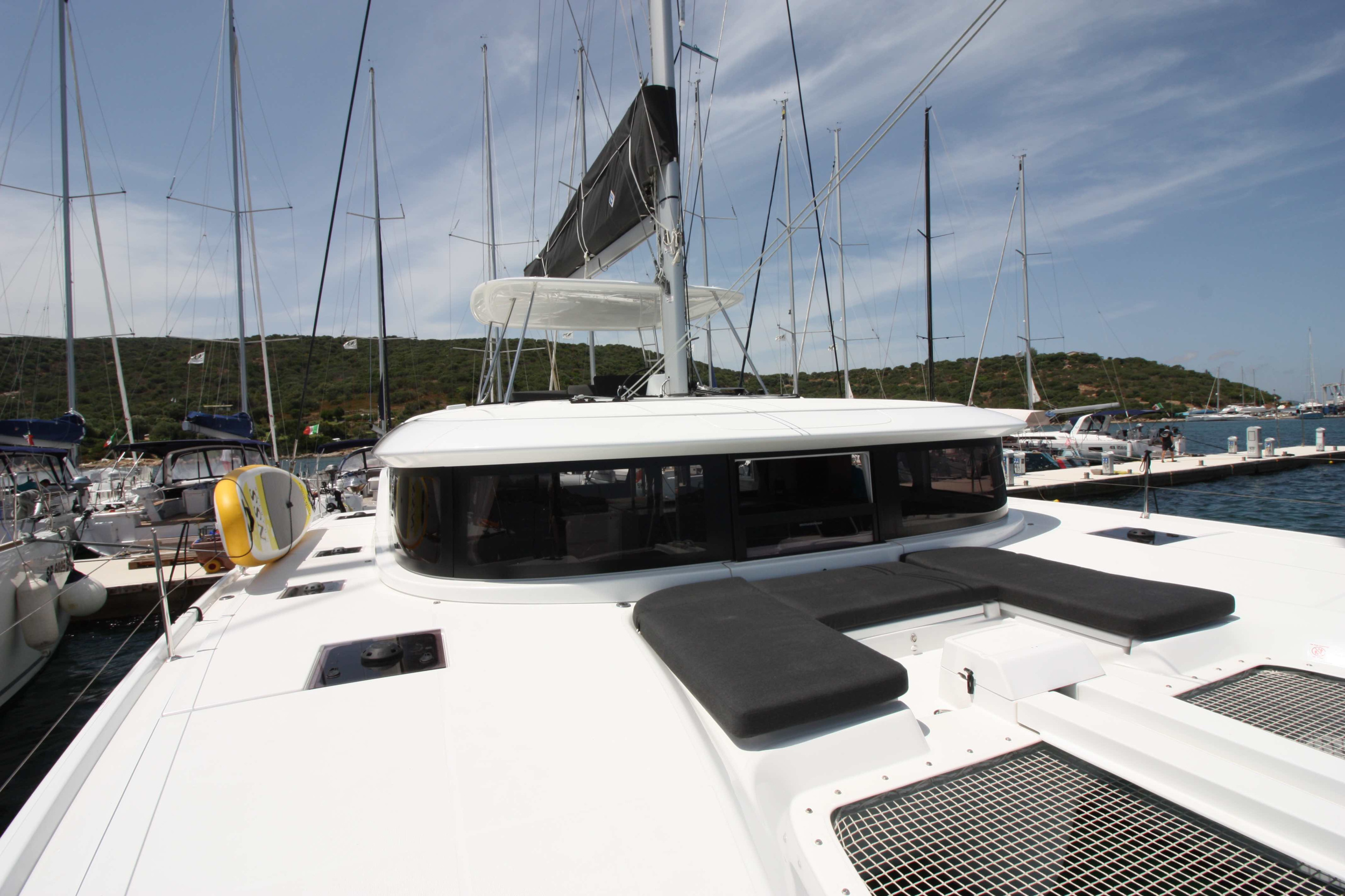 Photo #4 - Lagoon 46 (Westerlund (GND) (, WM, , Inverter 12/220V)) en St. George's - 12318