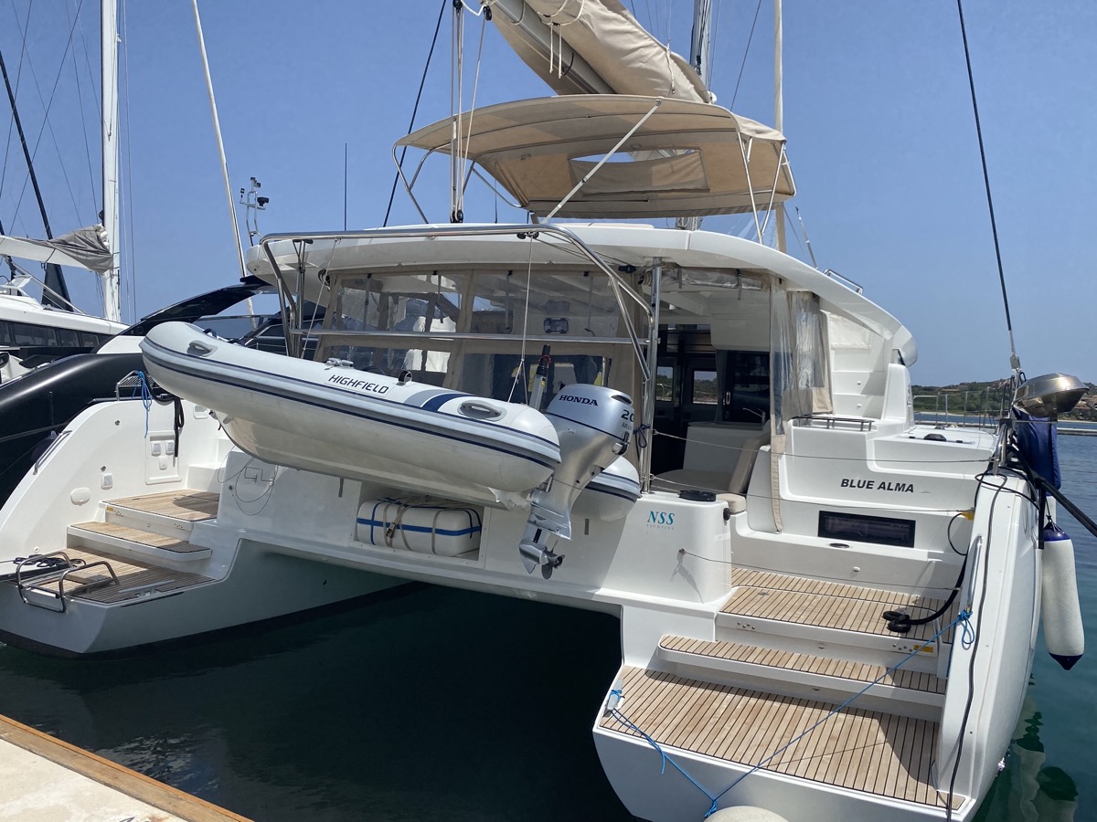 Photo #13 - Lagoon 46 (Blue Alma (, WM, , Inverter 12/220V)) in Portisco - 11411
