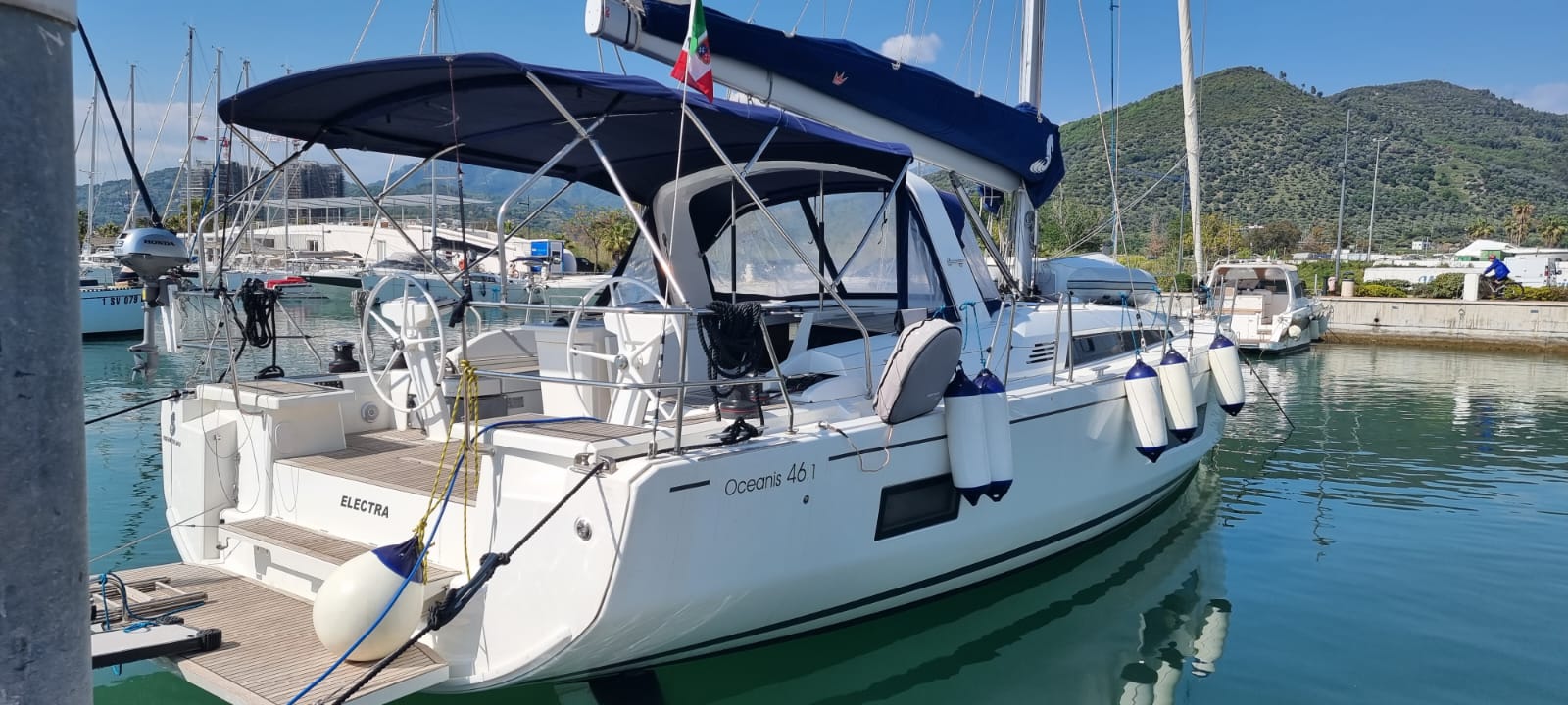 Photo #13 - Oceanis 46.1 (4cabs-2heads) (Electra (Inverter)) in Portisco - 9759