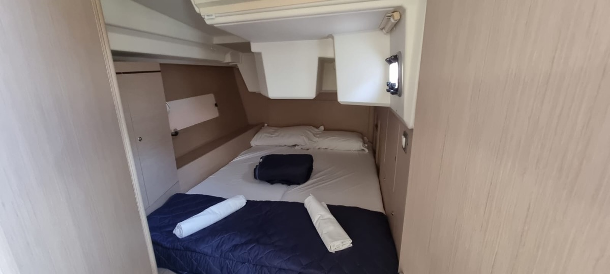 Photo #19 - Oceanis 46.1 (5 cab) (Sceptrum) in Salerno - 9792