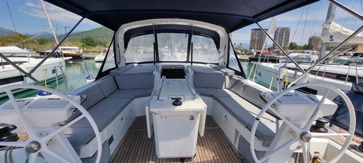 Photo #9 - Oceanis 46.1 (5 cab) (Sceptrum) in Salerno - 9792