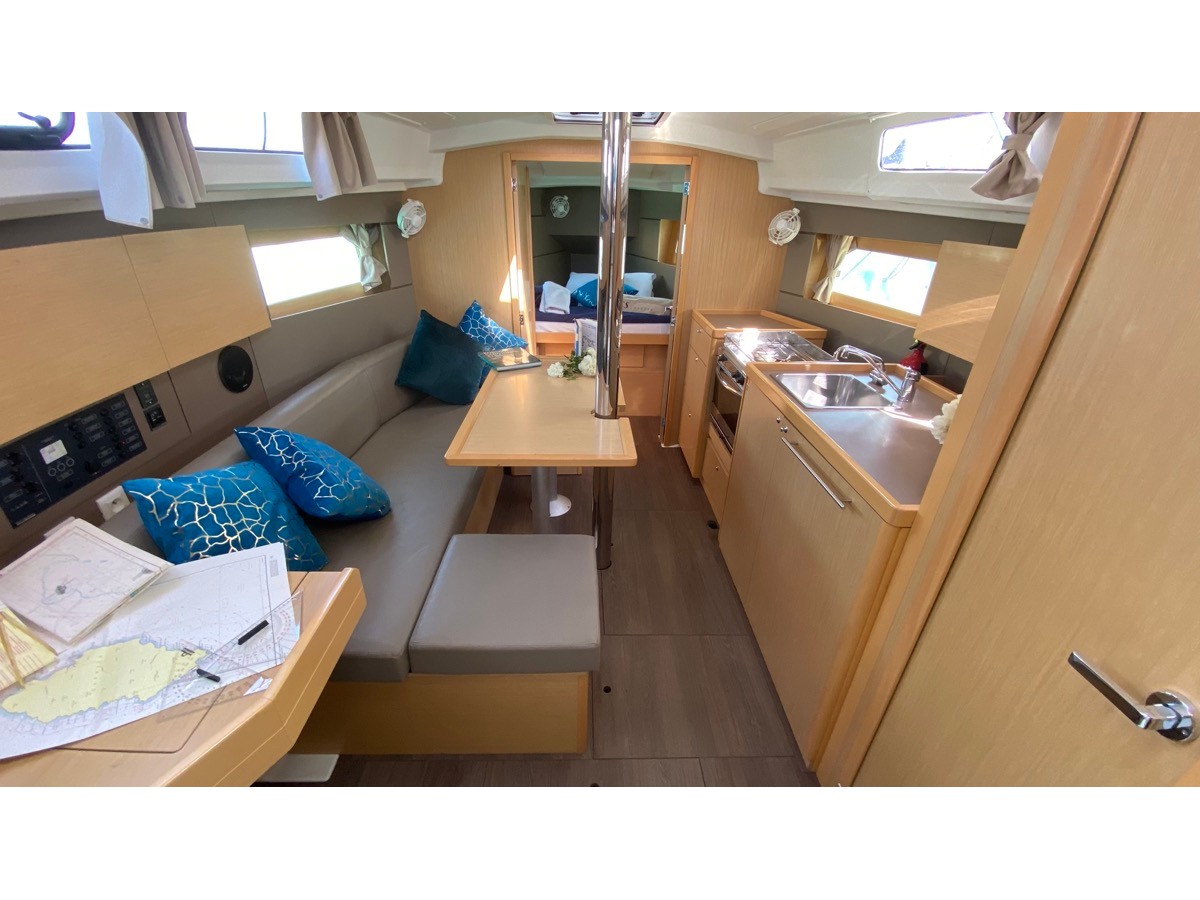 Photo #9 - Oceanis 35.1 (Nodus) in Castiglioncello - 7211