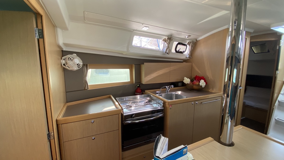 Photo #7 - Oceanis 35.1 (Nodus) in Castiglioncello - 7211