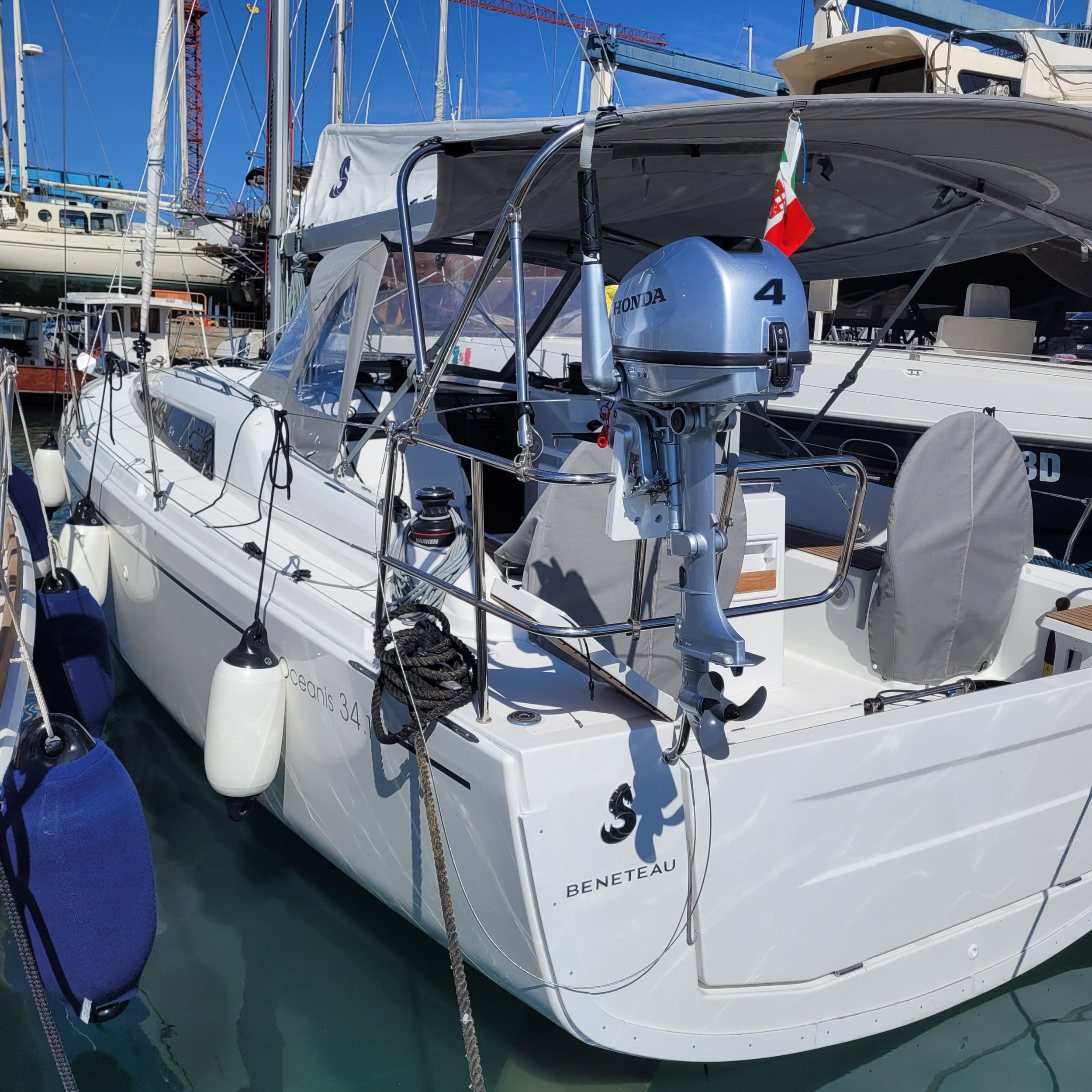 Photo #6 - Oceanis 34.1 (Trapani Vela Club) in Trapani - 19582