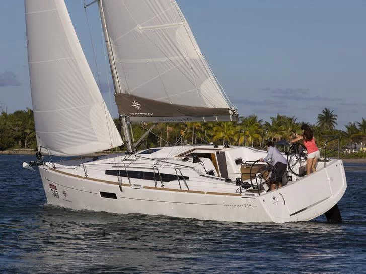 Sun Odyssey 349 (Bravo Kiss) Main image - 0