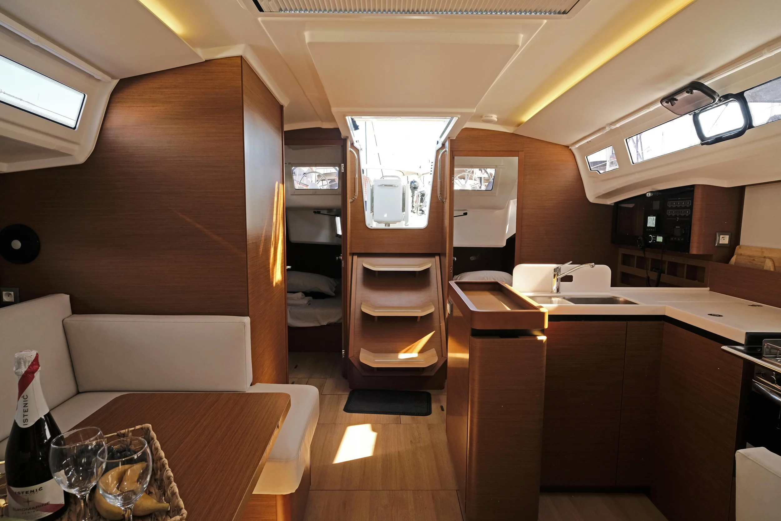 Sun Odyssey 410 (Bella Ciao)  - 22