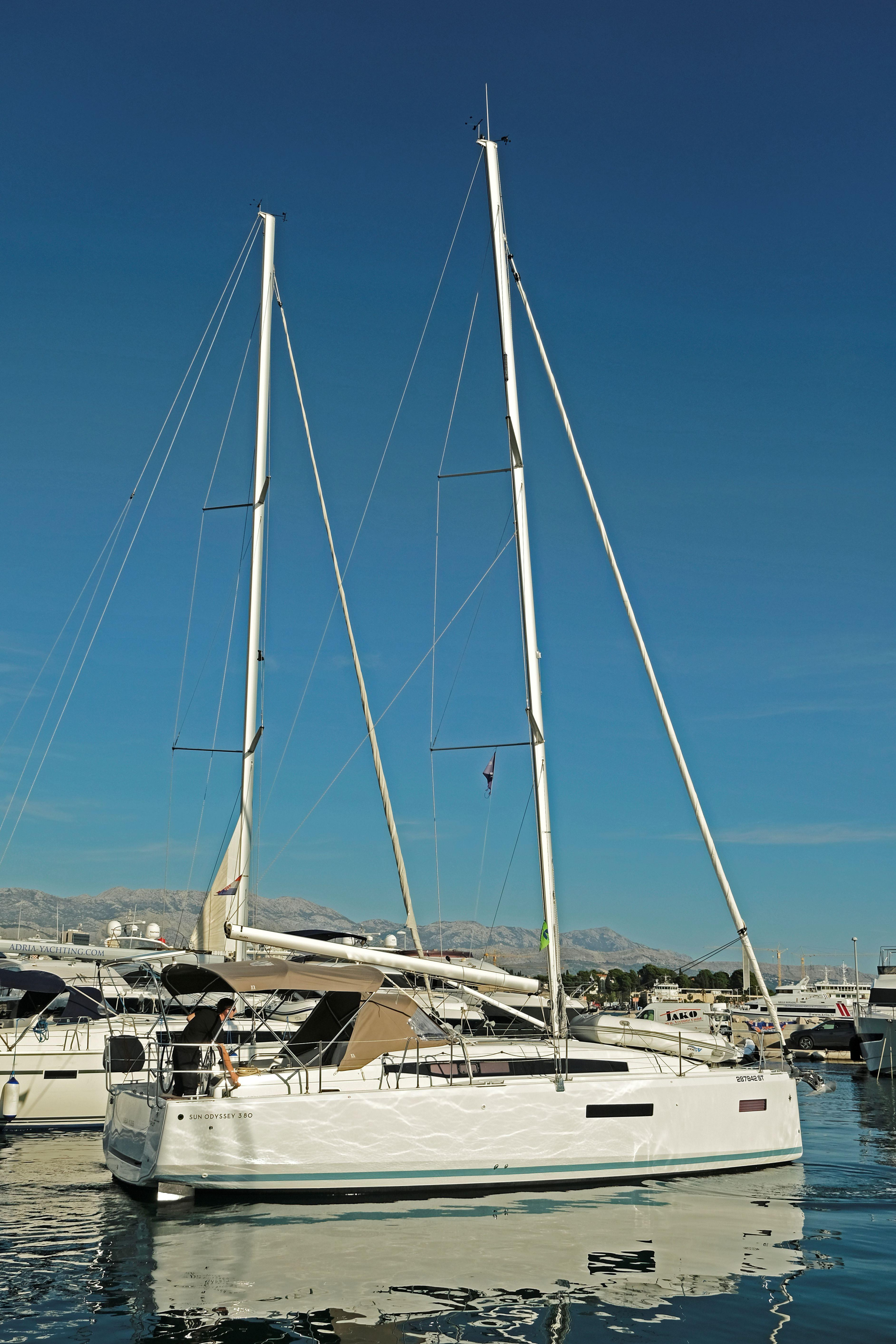 Photo #13 - Sun Odyssey 380 (Sea Kiss) in Split - 13958