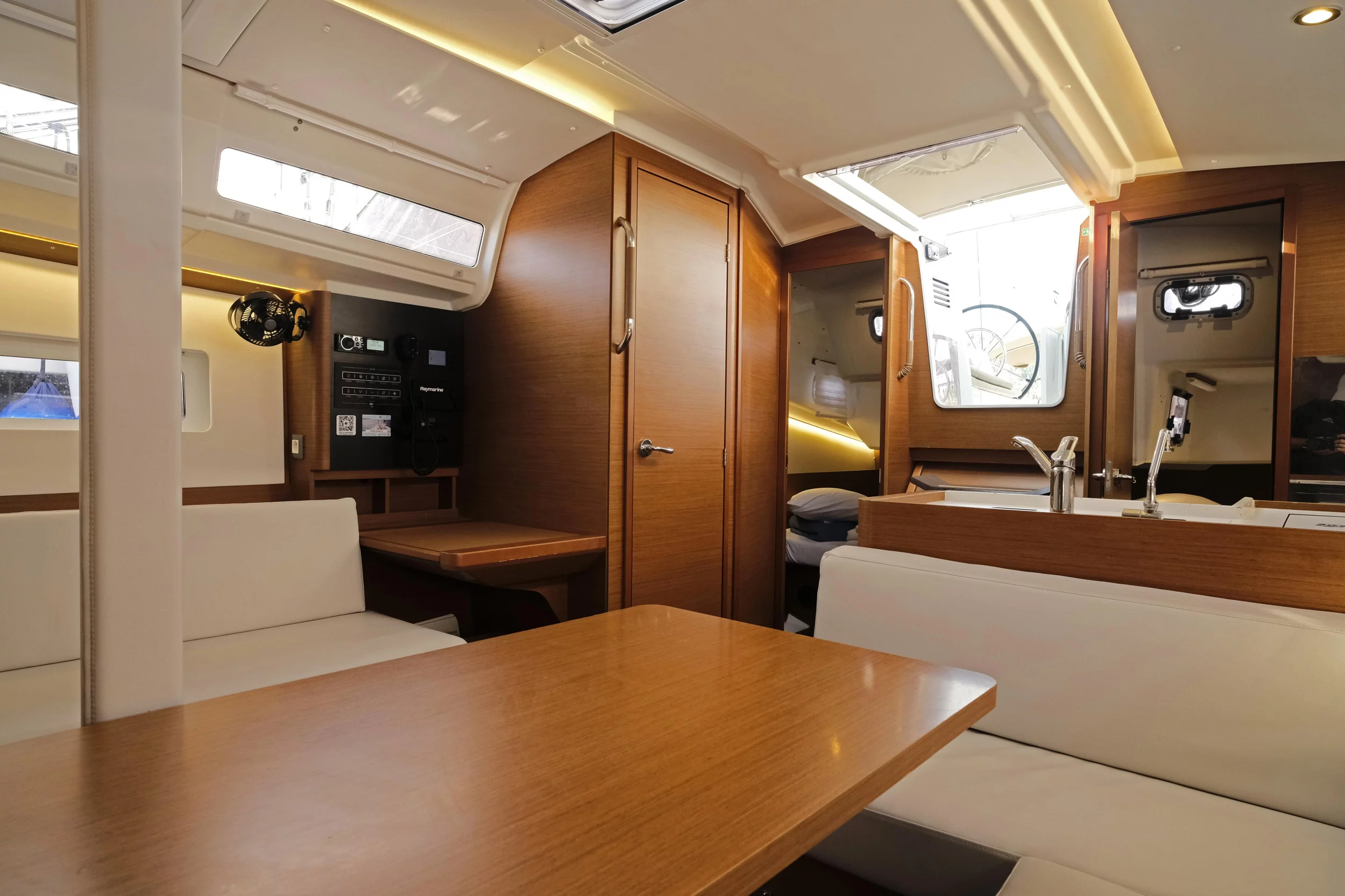 Sun Odyssey 380 (Sea Kiss)  - 22