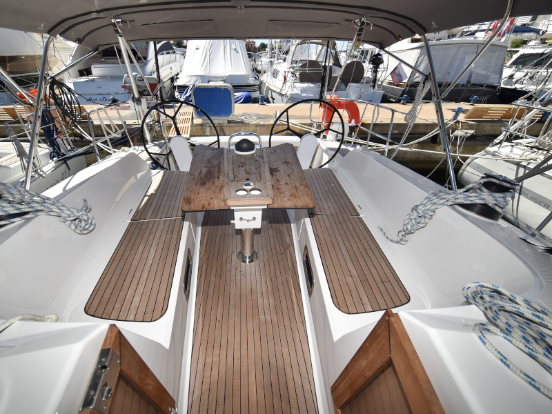 Photo #77 - Bavaria Cruiser 41 (NIXIE) en Zadar - 12172