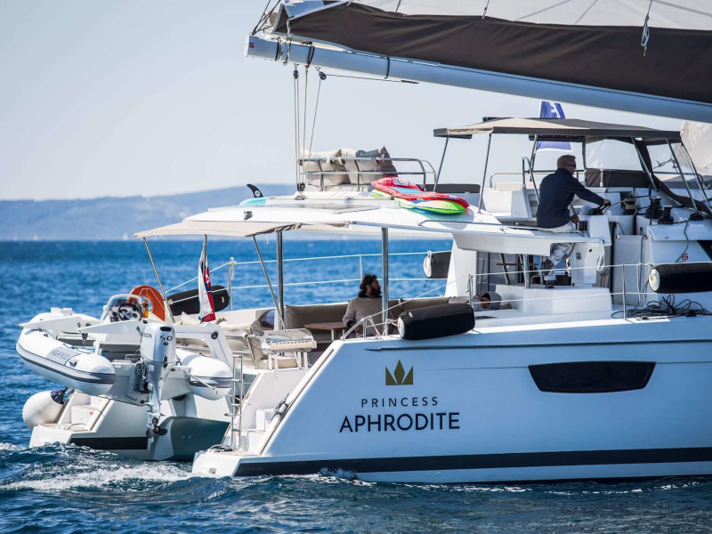 Photo #37 - Saba 50 6+1 (Princess Aphrodite (crewed) WEDNESDAY) in Trogir - 14145