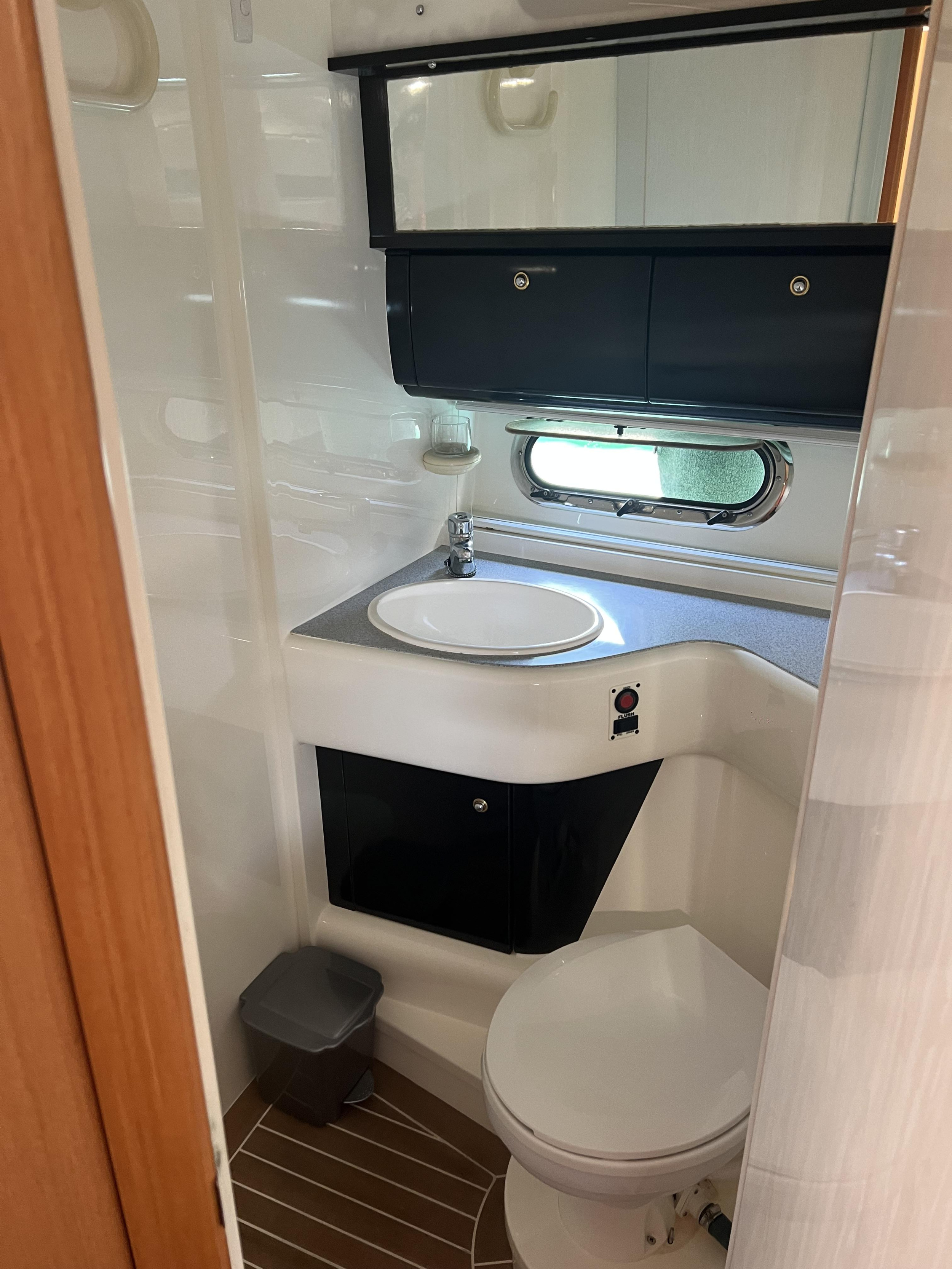 Photo #10 - Sealine S 42 (Orca) en Imperia - 14077