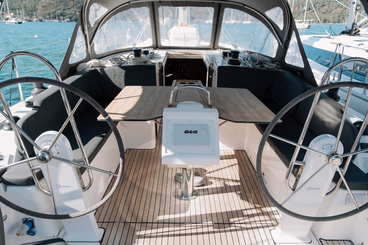 Photo #4 - Bavaria C42 (NOMAD) in Fethiye - 13486