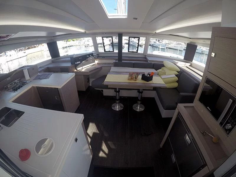 Fountaine Pajot Astréa 42 (Adriatic Breeze) Fountaine Pajot Aastrea 42 - 1