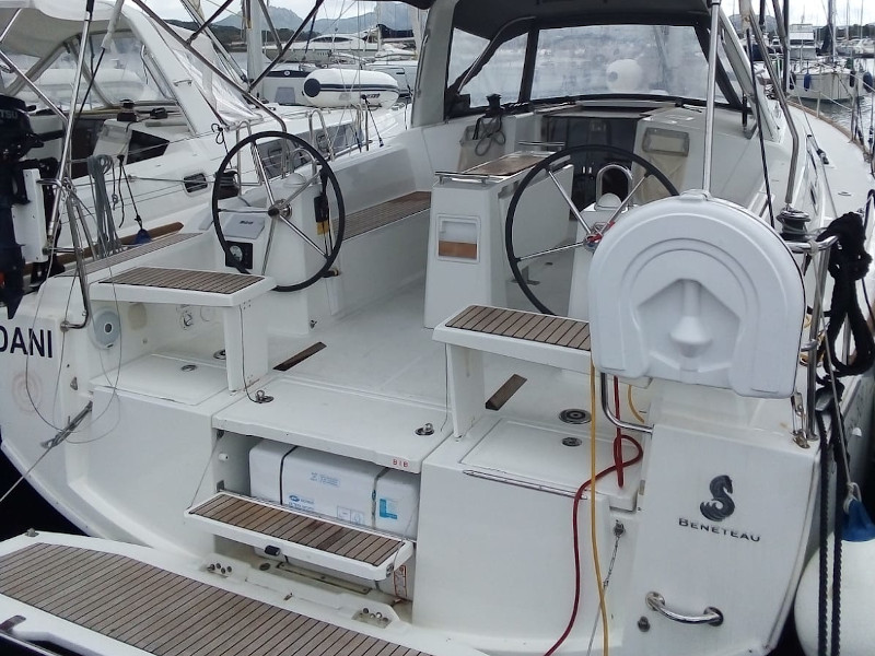 Photo #7 - Oceanis 38.1 (Dani) en Cannigione - 3854