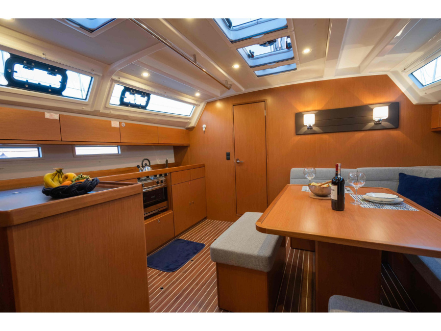 Photo #4 - Bavaria 46 Cruiser (Classy) en Marmaris - 13947