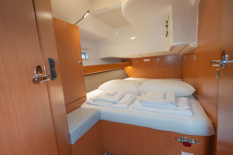 Photo #8 - Bavaria 46 Cruiser (Classy) en Marmaris - 13947