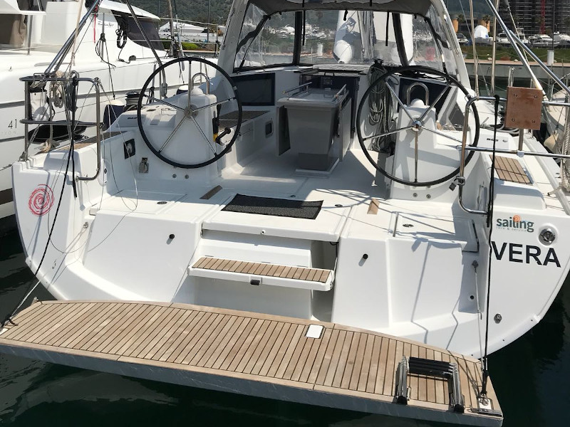 Photo #5 - Oceanis 41.1 (Vera) in Scarlino - 3852