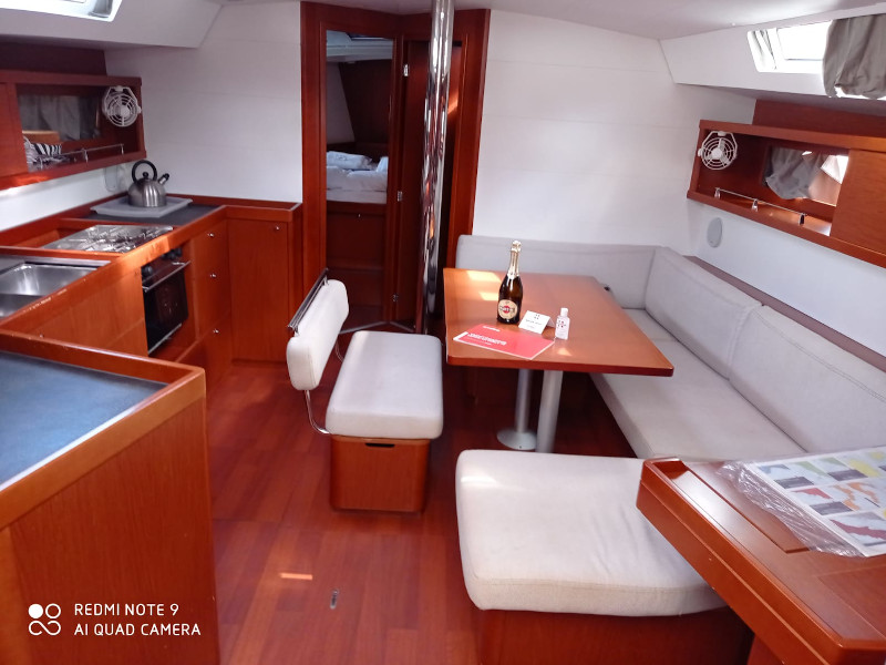 Photo #7 - Oceanis 45 (Soffia) in Scarlino - 8604