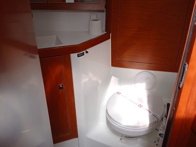 Photo #5 - Oceanis 45 (Soffia) in Scarlino - 8604