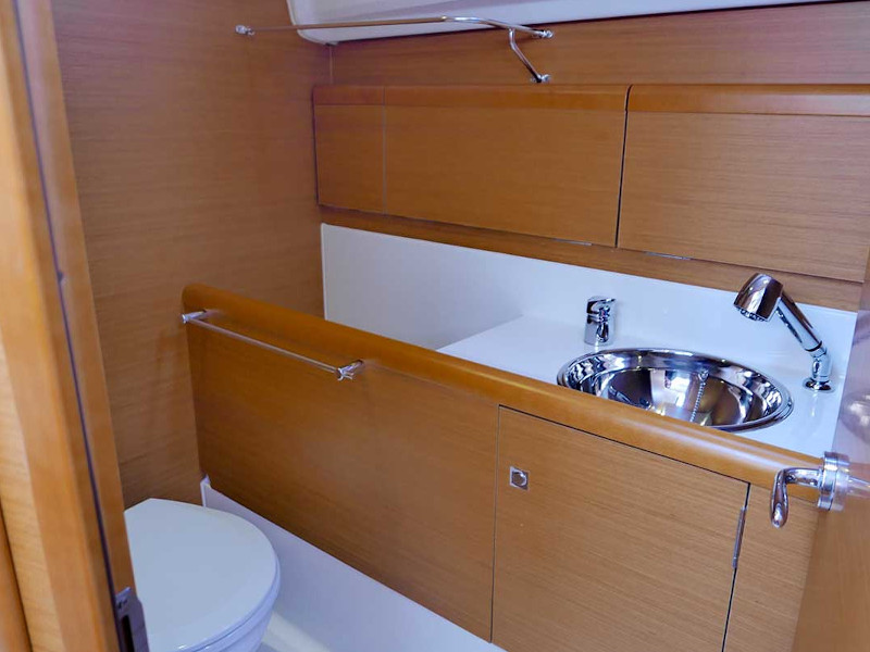 Photo #14 - Sun Odyssey 33i (Ribellina) in San Vincenzo - 14477
