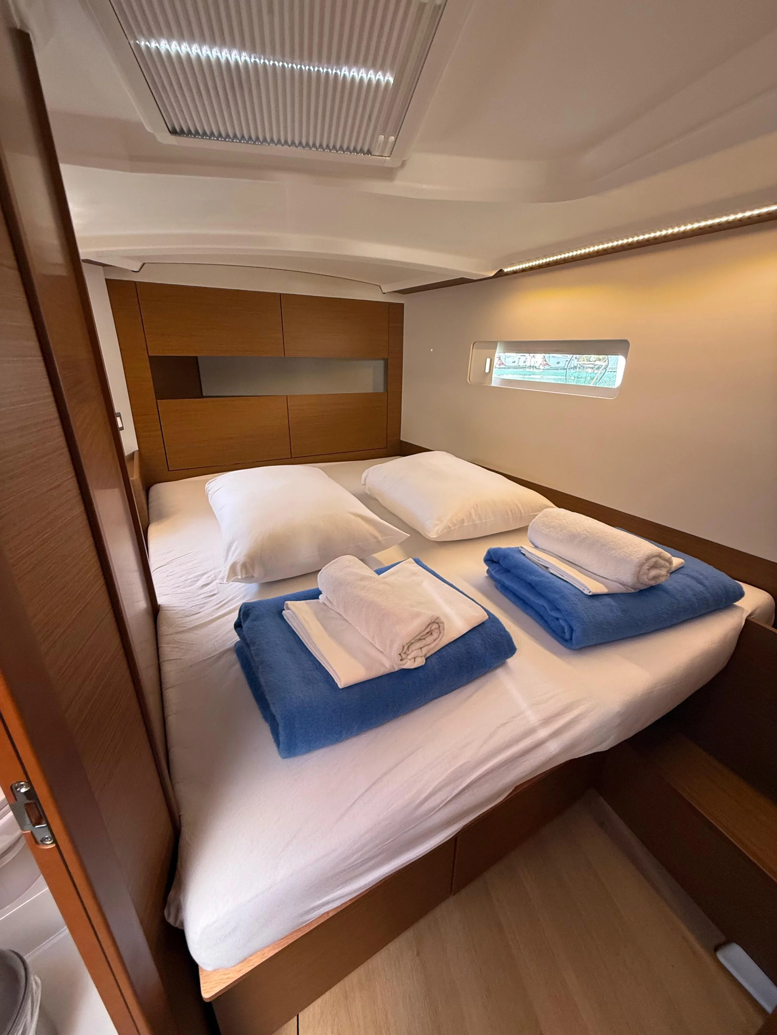 Sun Odyssey 410 (Sunset Kiss)  - 13