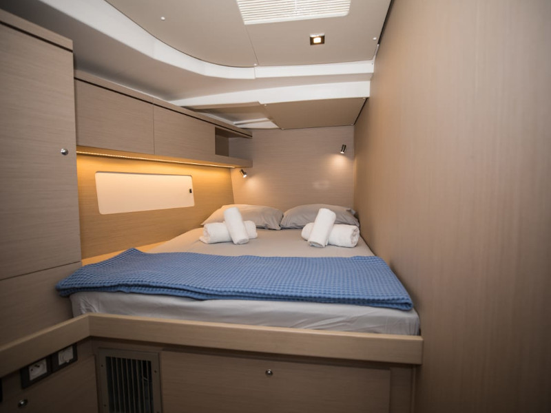 Photo #4 - Oceanis 51.1 (NIREAS) in Athens - 14534