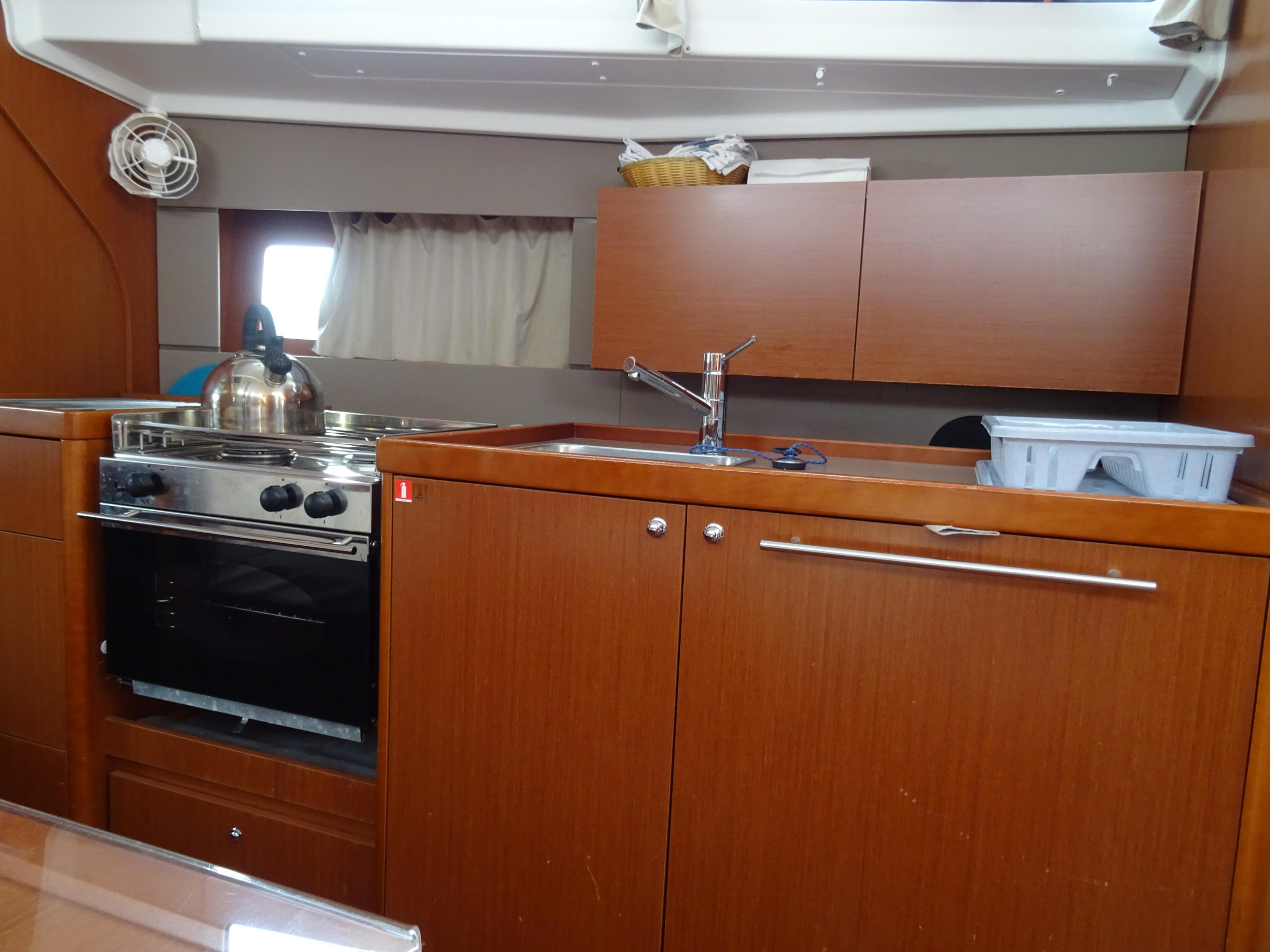 Photo #9 - Oceanis 38 (Karavas) en Atenas - 7857