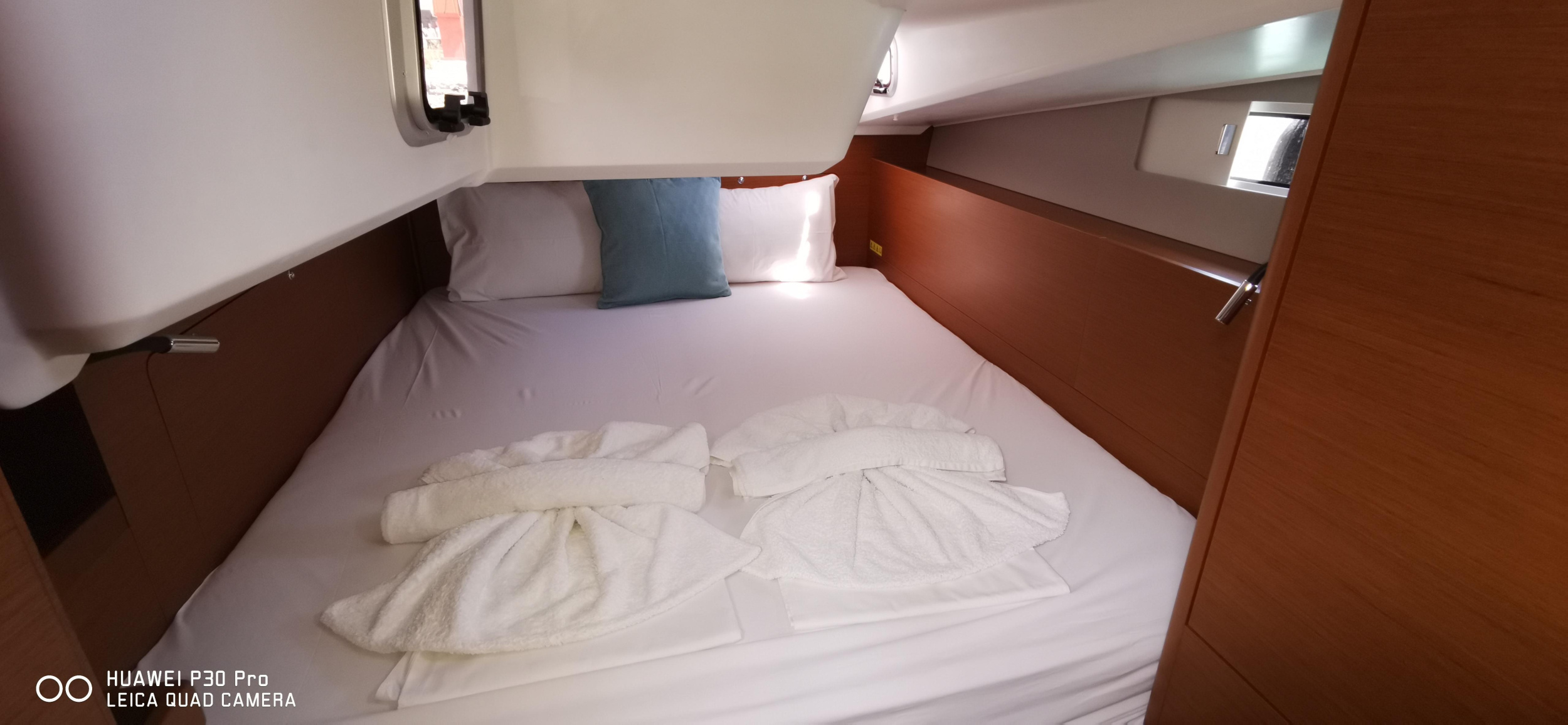 Photo #5 - Sun Odyssey 490 (Marina 2) in Skiathos - 11093