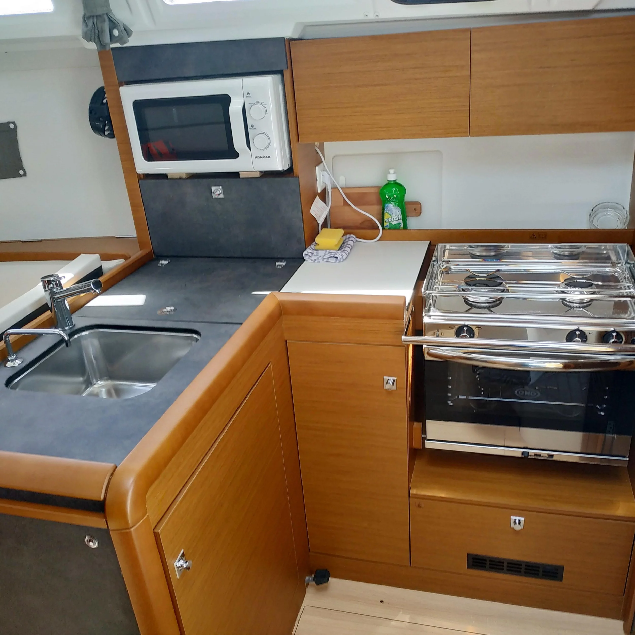 Sun Odyssey 349 (Elvis)  - 9