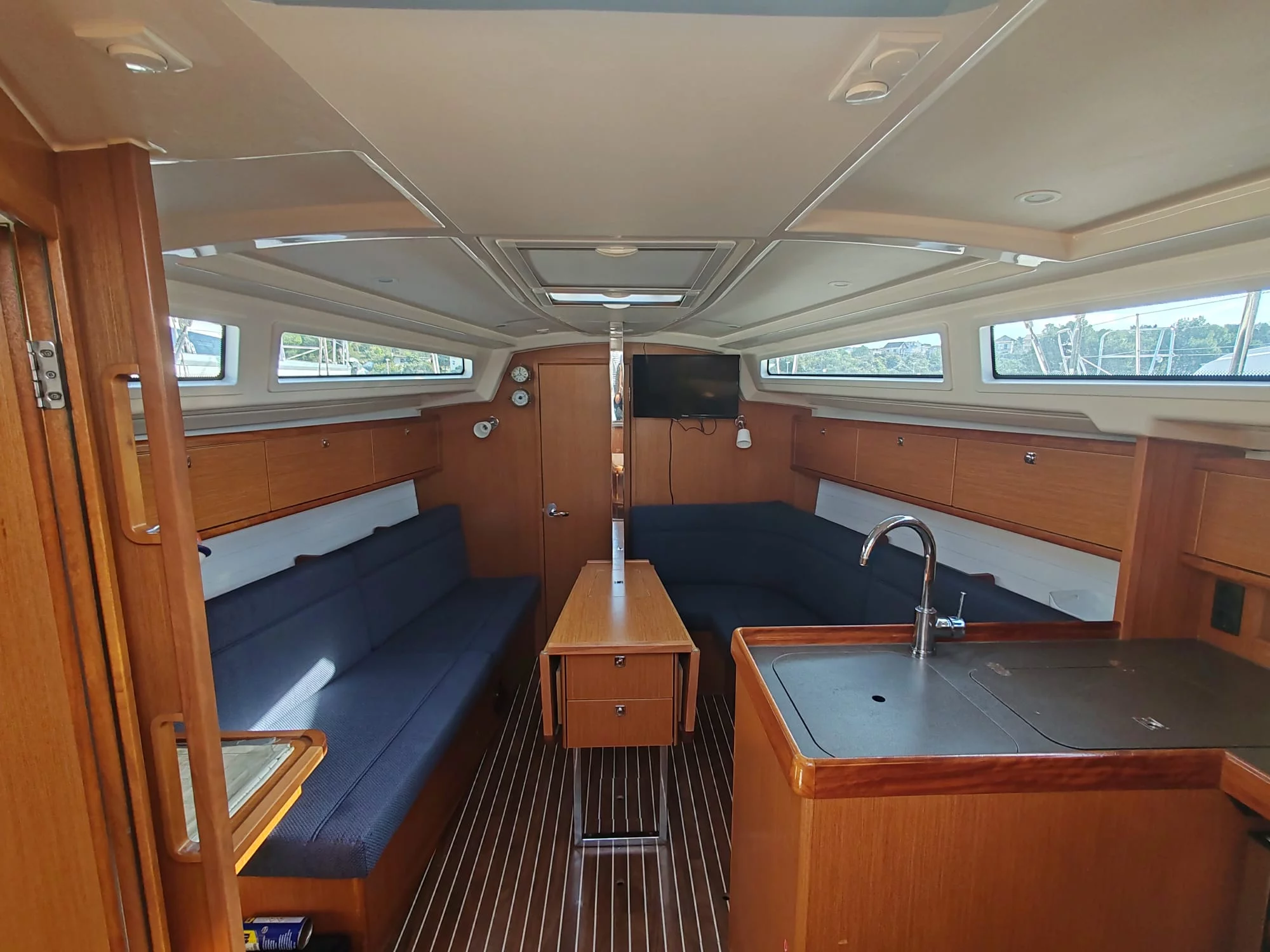 Bavaria Cruiser 34 (Tintilinić)  - 1