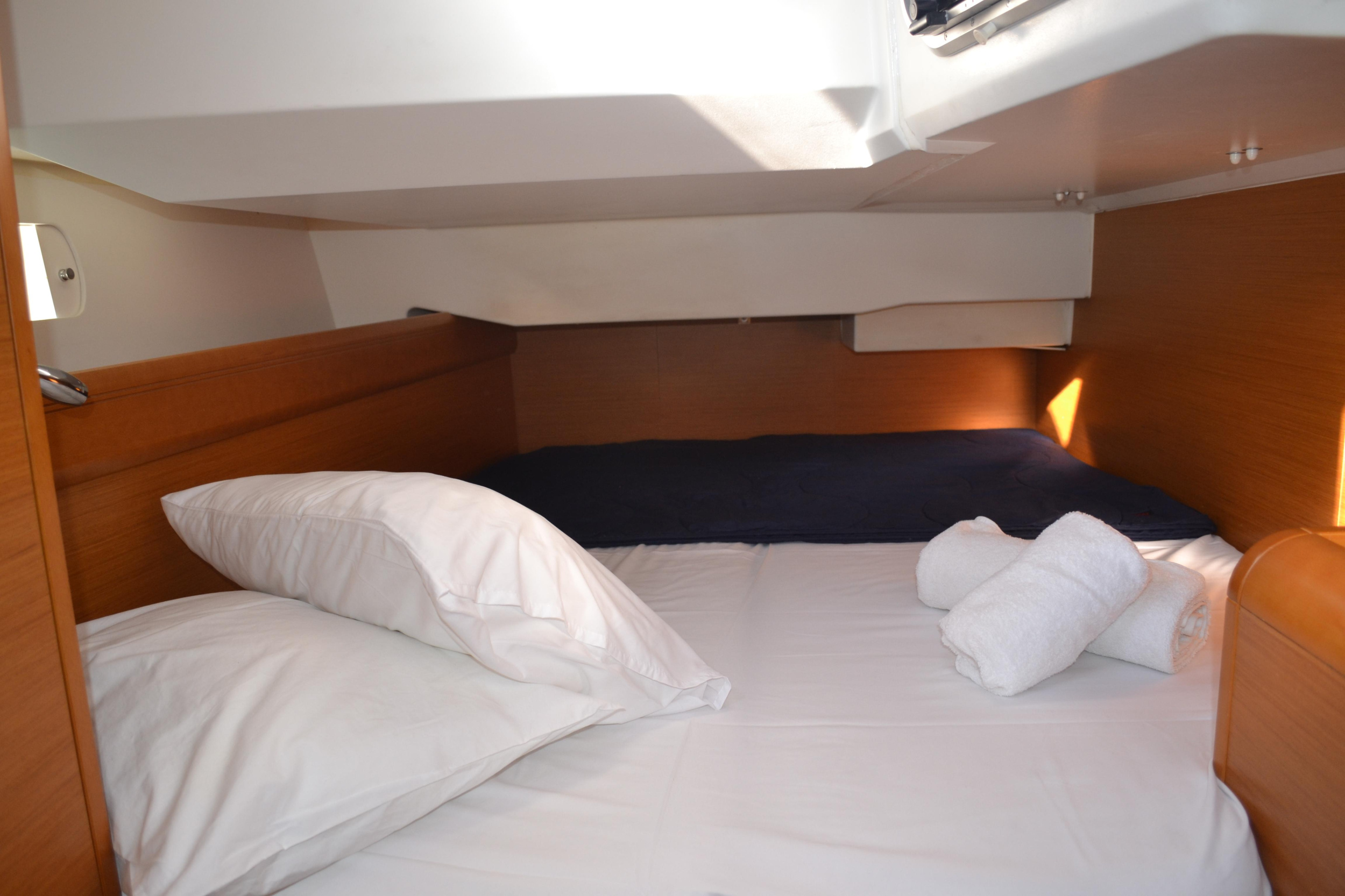 Photo #8 - Sun Odyssey 439 (Triada) in Thessaloniki - 9698
