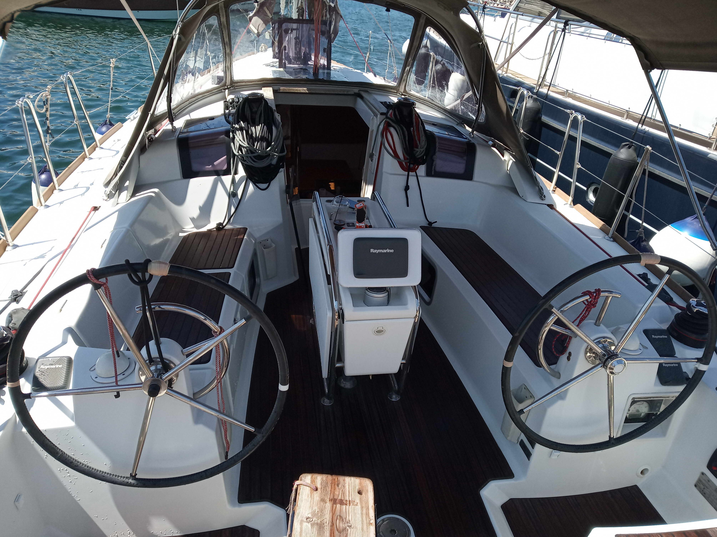Photo #9 - Sun Odyssey 379 (ARGO) en Athènes - 14620