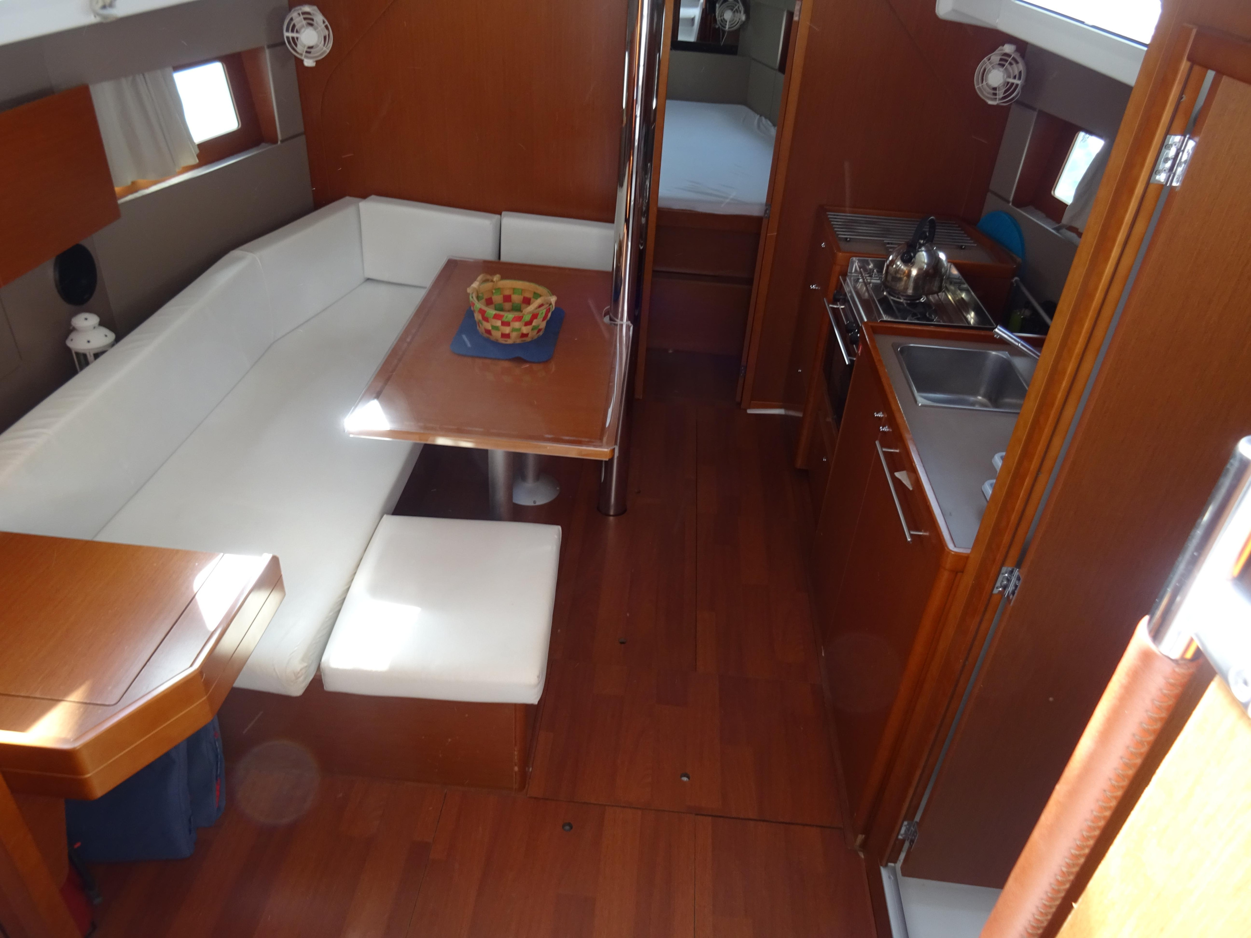 Photo #7 - Oceanis 38 (Karavas) en Atenas - 7857
