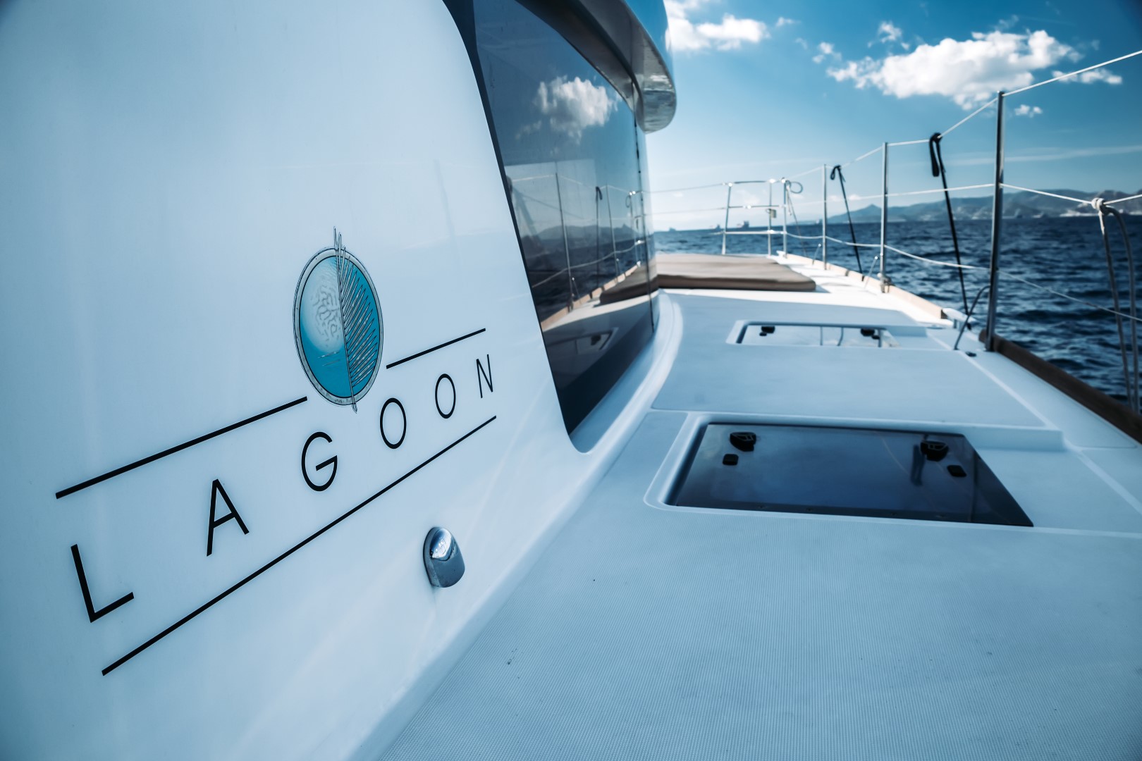 Photo #25 - Lagoon 52 (White Pearl) in Athens - 14689