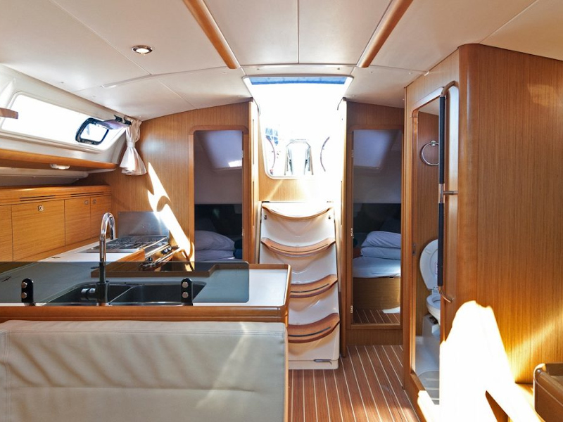 Photo #20 - Sun Odyssey 39i (Bookie Too) en Salamina - 14705