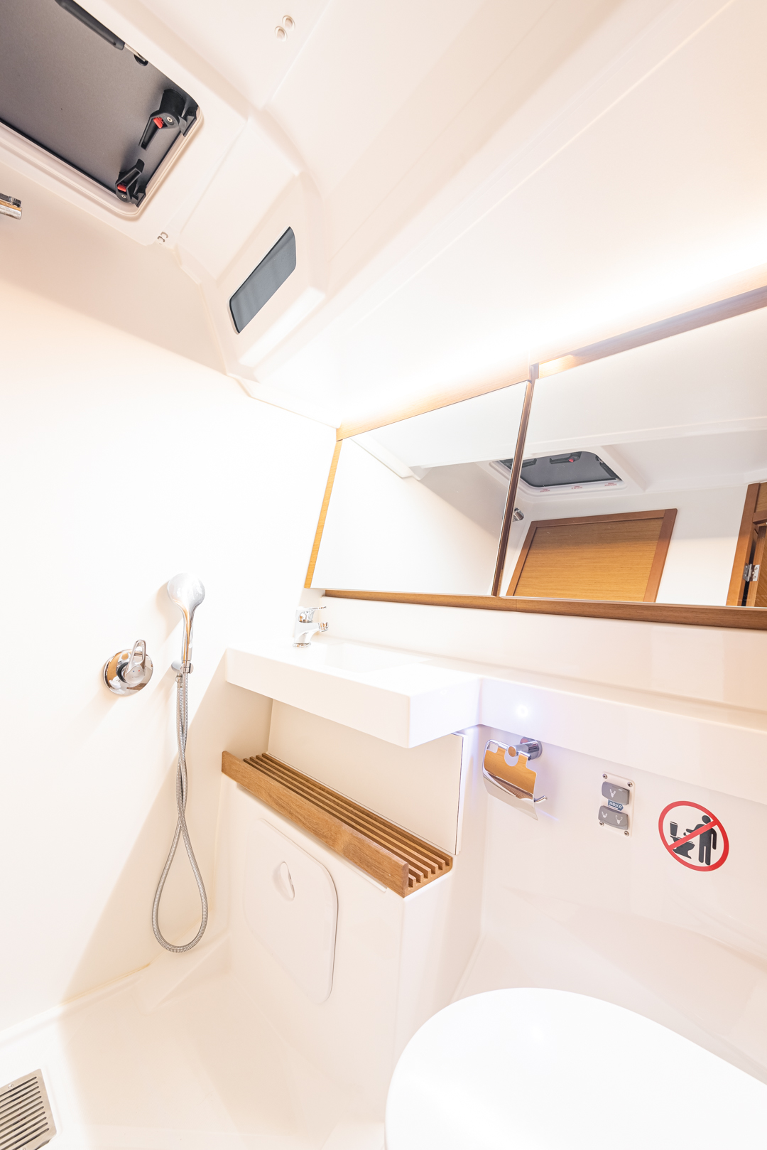 Photo #26 - Sun Odyssey 440 (Soulmates) in Lavrion - 11037