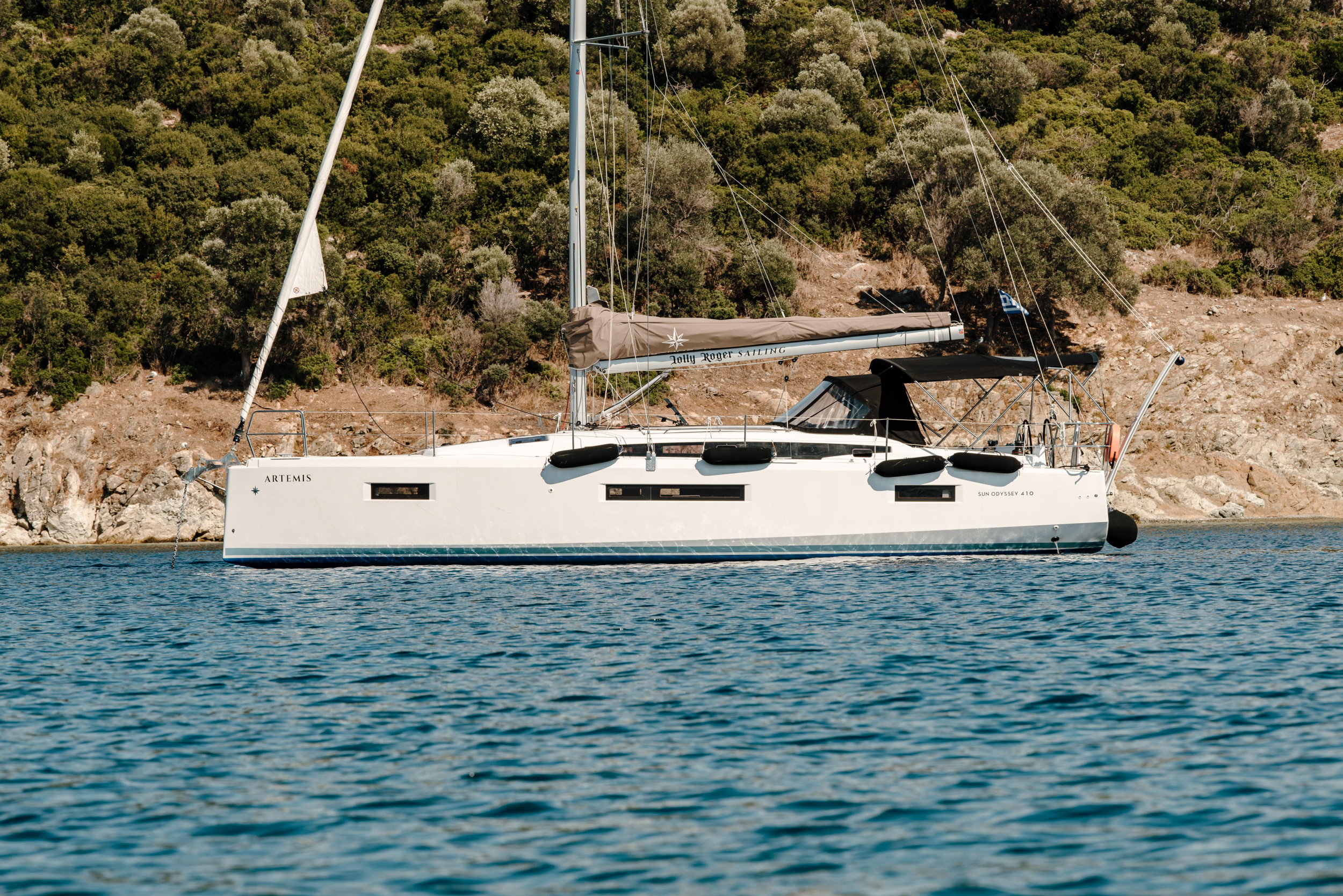 Photo #8 - Sun Odyssey 410 (Artemis) in Volos - 17484