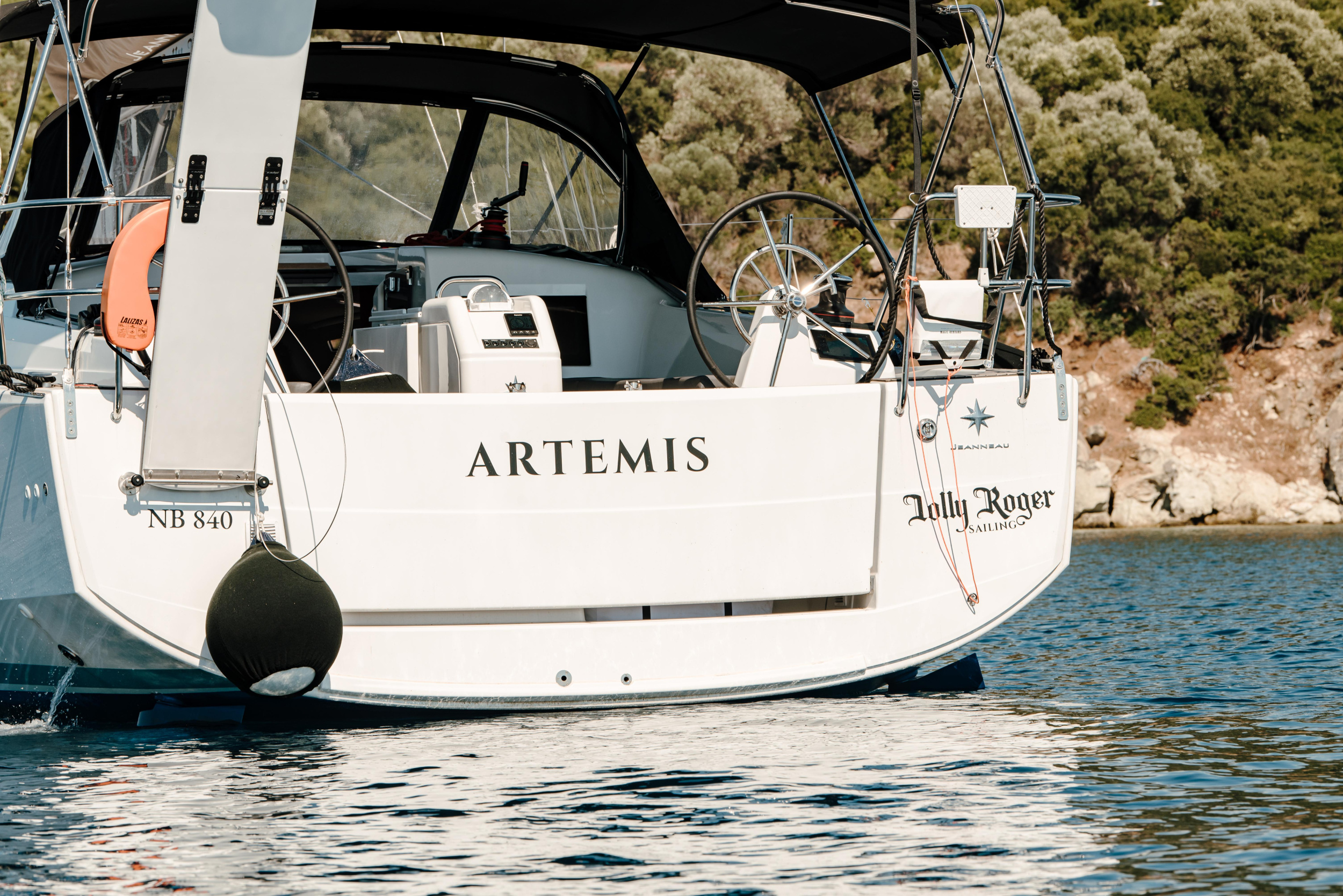 Photo #4 - Sun Odyssey 410 (Artemis) in Volos - 17484