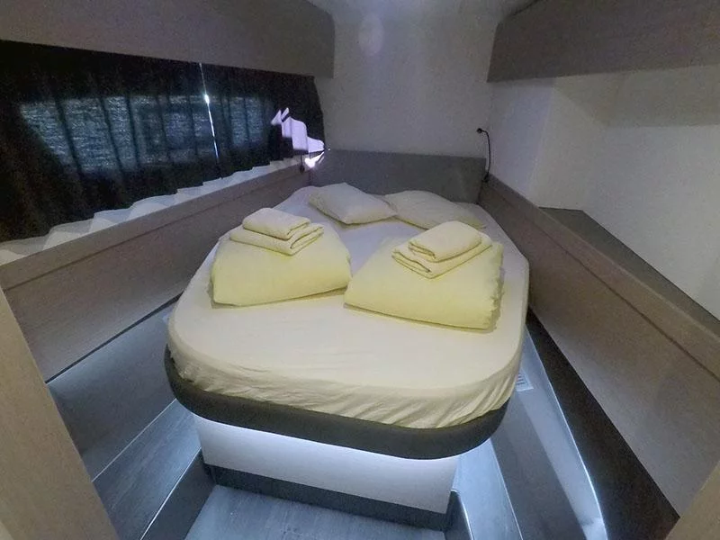 Fountaine Pajot Astréa 42 (Imagine) Fountaine Pajot Astrea 42 - 11