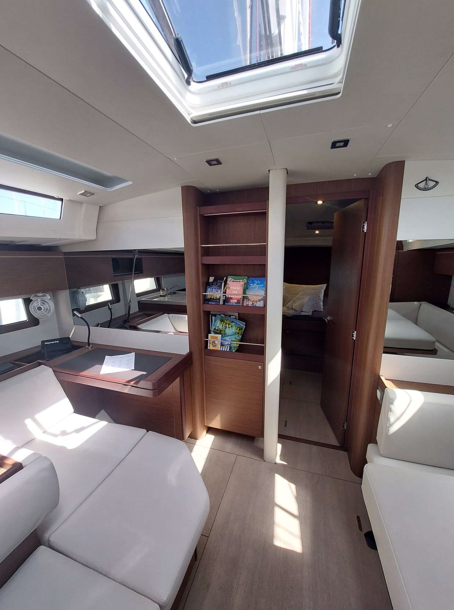 Photo #12 - Oceanis 51.1/ 3 cabins - owner's version (Ifestion) en Corfú - 13355