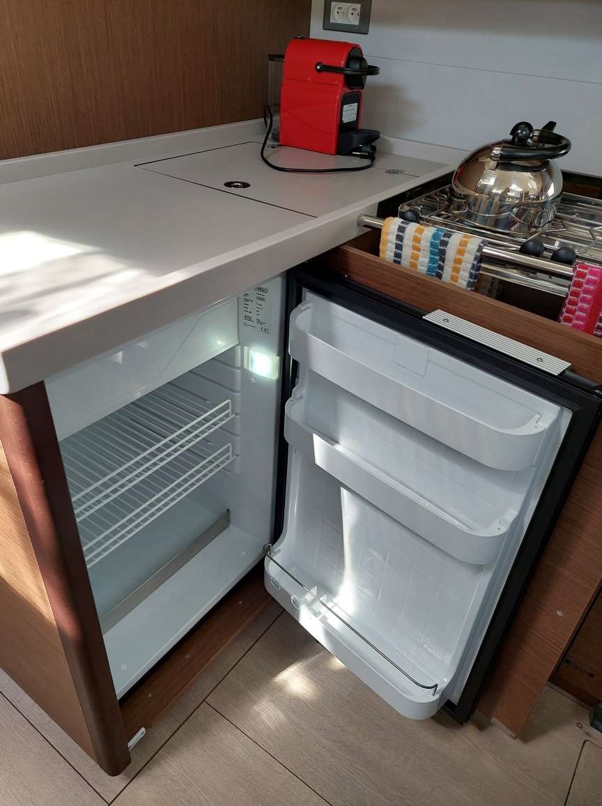 Photo #7 - Oceanis 51.1/ 3 cabins - owner's version (Ifestion) en Corfú - 13355