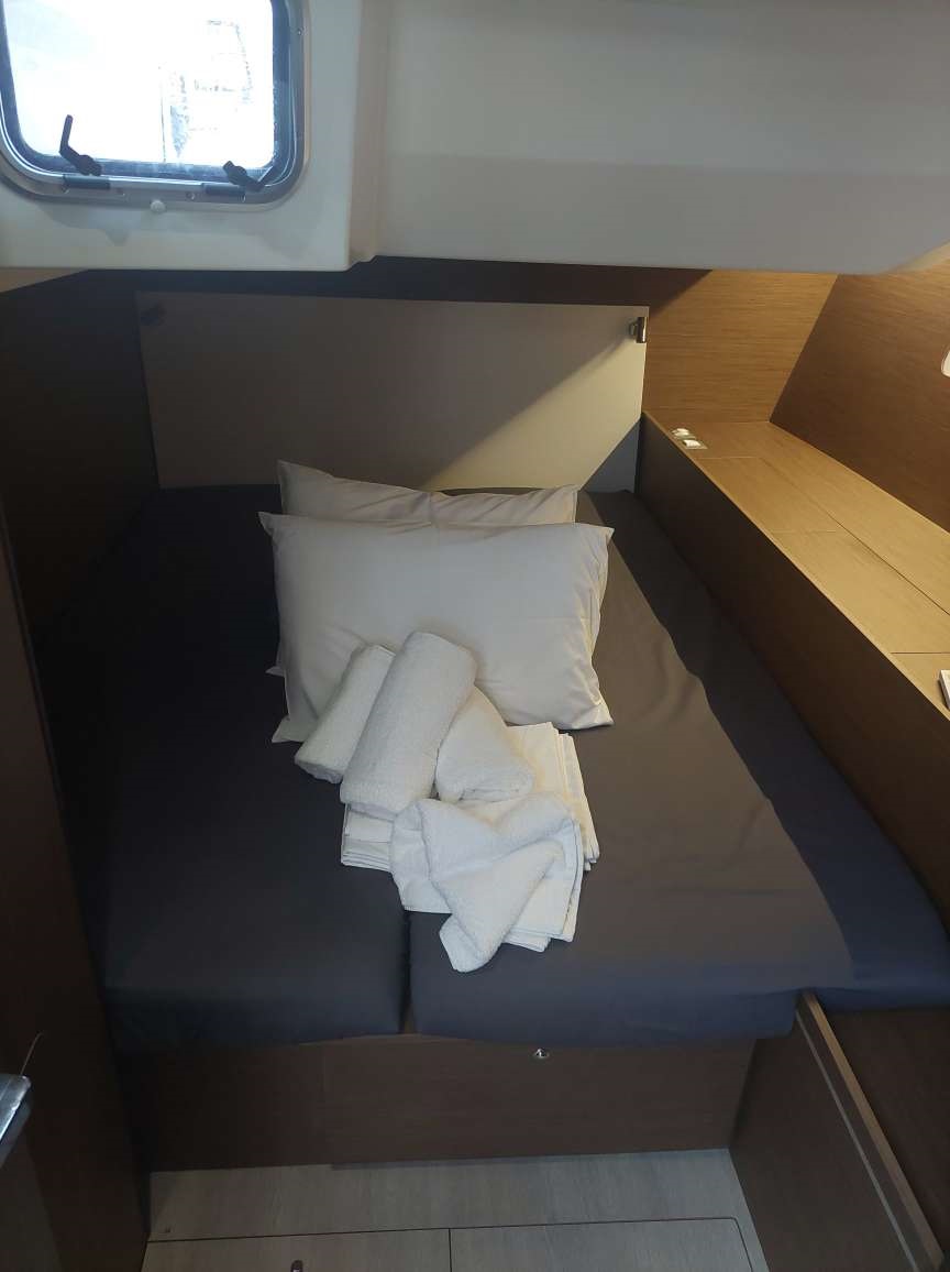 Photo #16 - Oceanis 51.1/ 3 cabins - owner's version (Ifestion) en Corfú - 13355