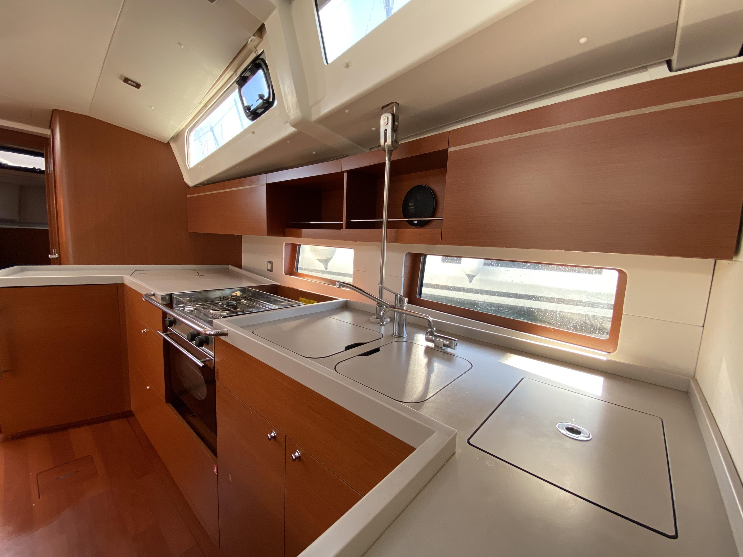 Photo #15 - Oceanis 46.1 (No Stress) in Tenerife - 10736