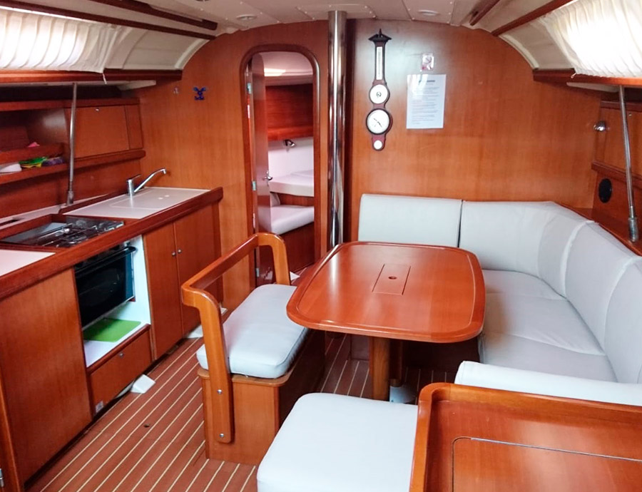Photo #20 - Dufour 385 Grand Large (Machimbombo) in Portimao - 14527