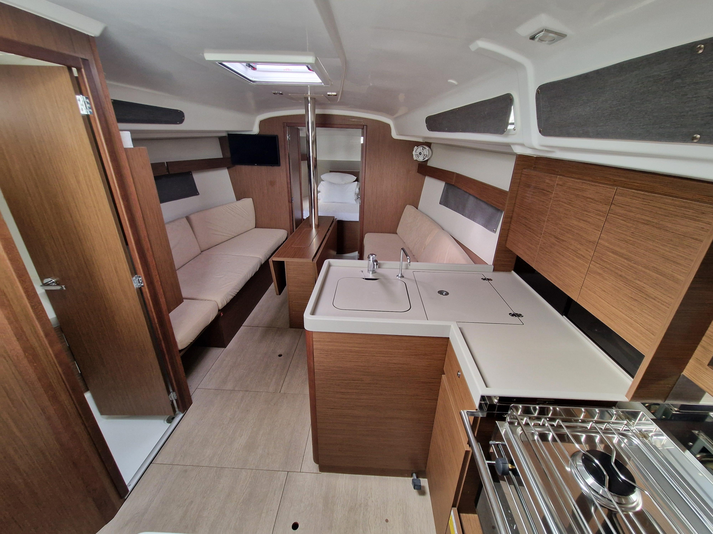 Photo #20 - Oceanis 34.1 (Navicela) en Krk - 15226