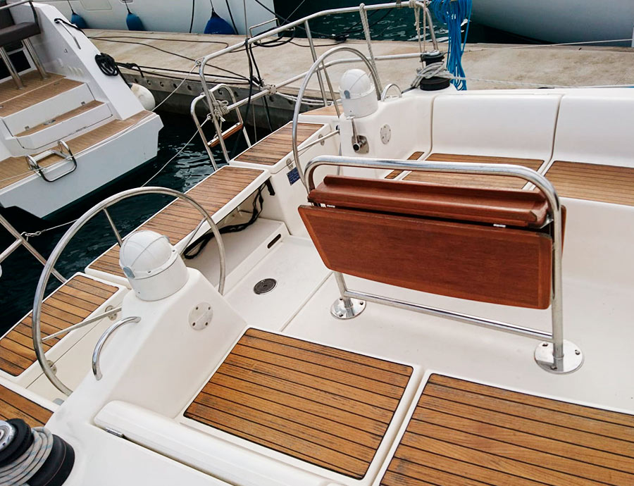 Photo #8 - Dufour 385 Grand Large (Machimbombo) in Portimao - 14527